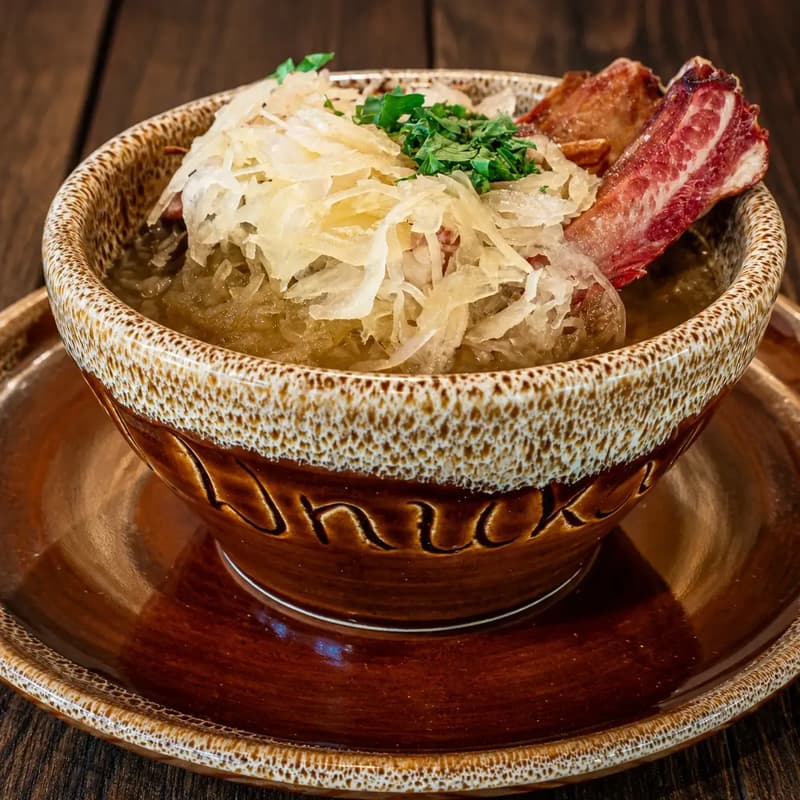 Kwaśnica tradycyjna z wędzonym żeberkiem, Karczma U Wnuka Zakopane