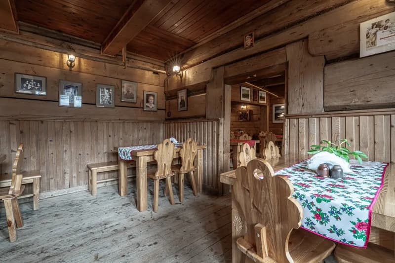 Wnętrze Karczmy U Wnuka, regionalna restauracja w Zakopanem